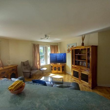 3 Bedrooms Flat In Central Edinburgh Old Town , Grassmarket Heart Of Edinburgh Flat Sleeps 6 , Eh1 Bagian luar foto