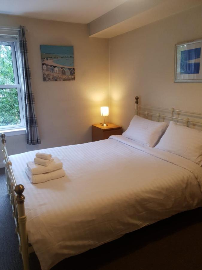 3 Bedrooms Flat In Central Edinburgh Old Town , Grassmarket Heart Of Edinburgh Flat Sleeps 6 , Eh1 Bagian luar foto