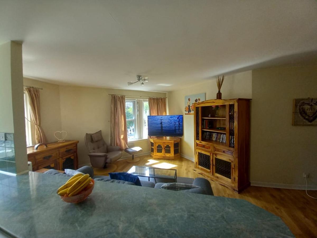 3 Bedrooms Flat In Central Edinburgh Old Town , Grassmarket Heart Of Edinburgh Flat Sleeps 6 , Eh1 Bagian luar foto