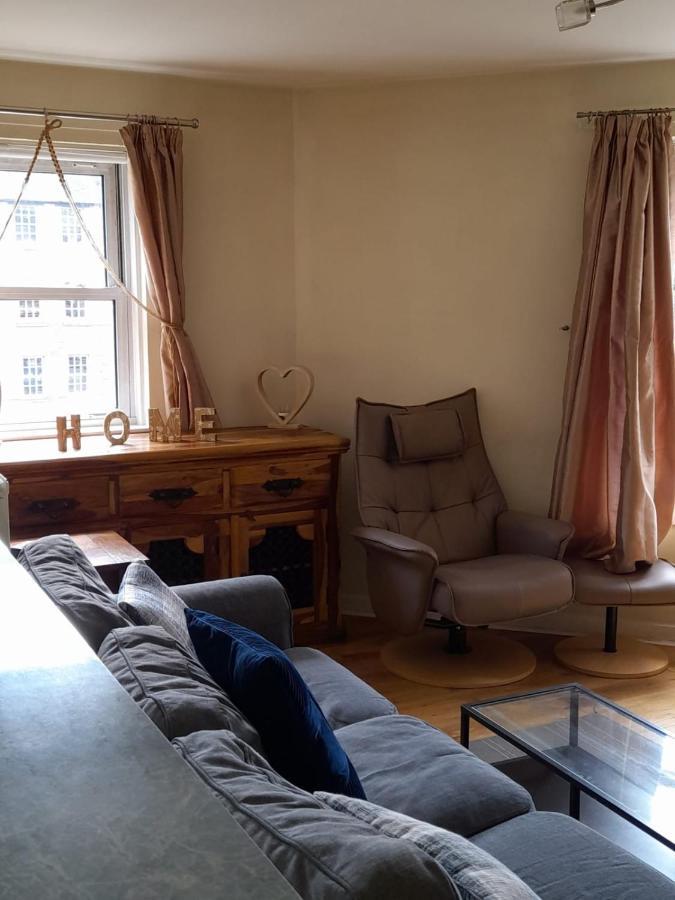 3 Bedrooms Flat In Central Edinburgh Old Town , Grassmarket Heart Of Edinburgh Flat Sleeps 6 , Eh1 Bagian luar foto